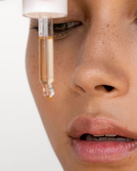 أفضل سيروم للوجه قبل النوم