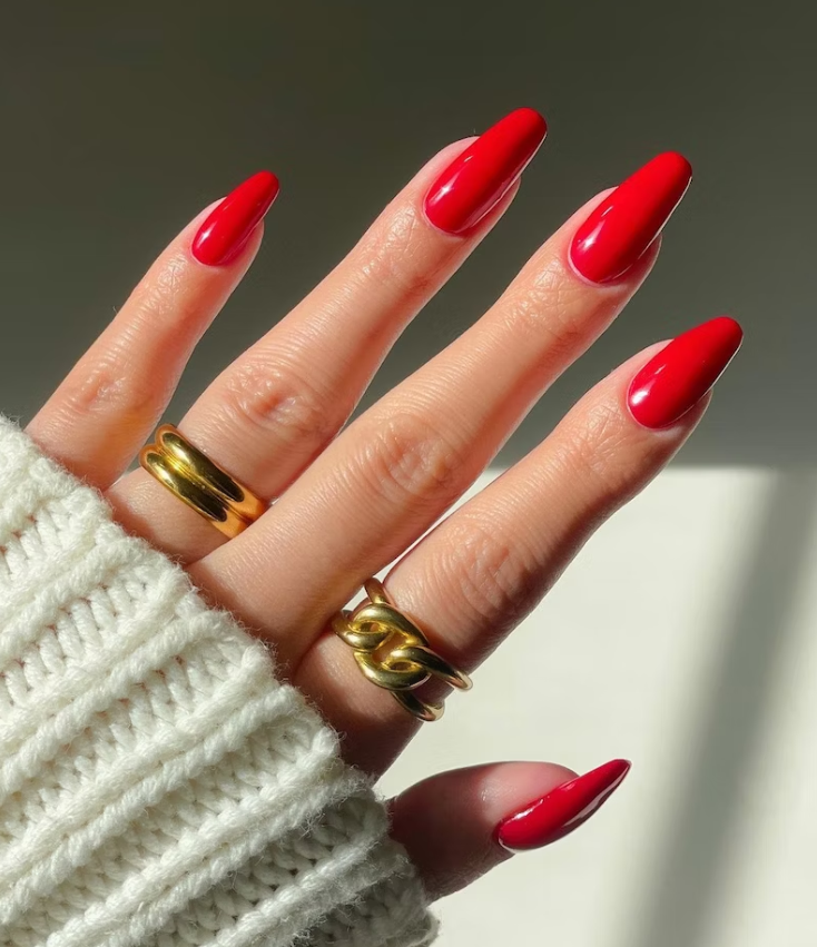 أفضل مناكير أحمر