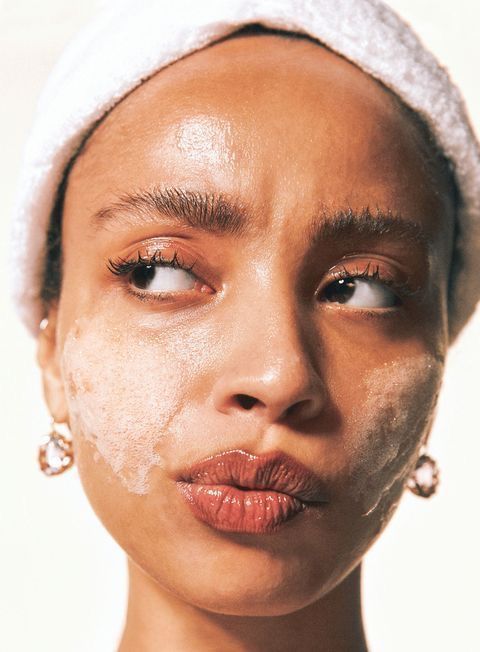 Your Complete Guide to Dark Spots: What Works & What Doesn’t