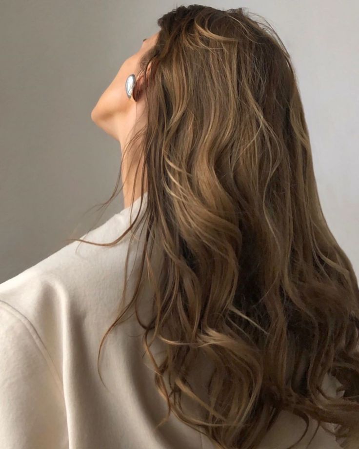 How to Grow Your Hair Really, Really Long