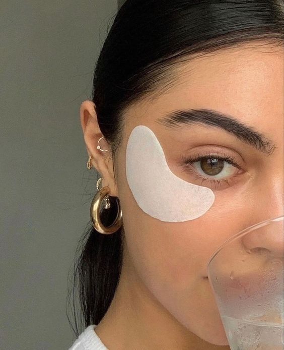 5 Hacks for Under Eye Puffiness