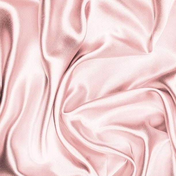 5 Benefits of a Silk Pillowcase