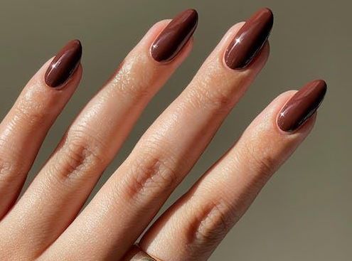 5 Best Chocolate Nail Shades