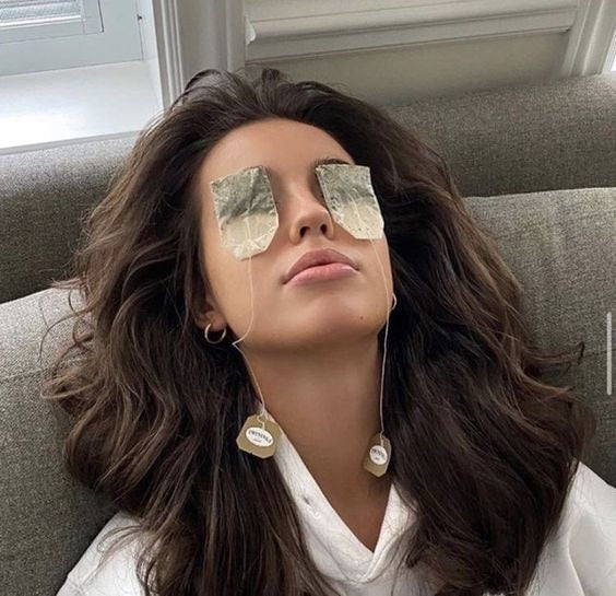 5 Natural Oils to Soothe a Migraine