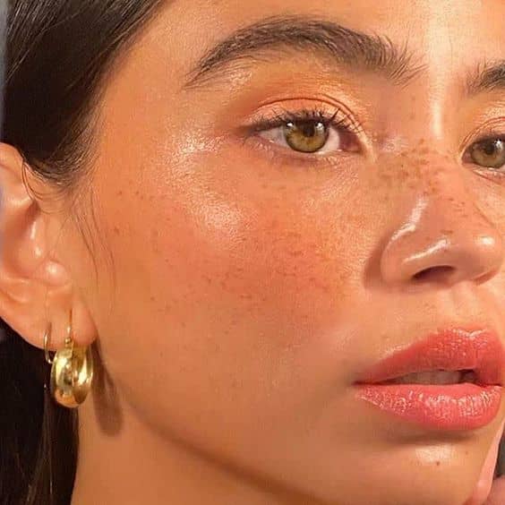 Makeup Removal: 3 Different Ways