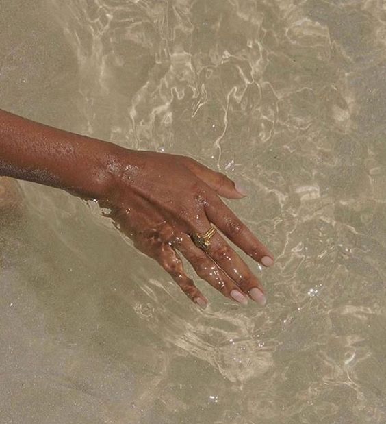 5 Tips for Soft, Silky Hands