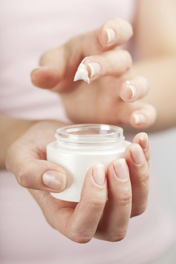 أفضل مرطب للبشرة الدهنية