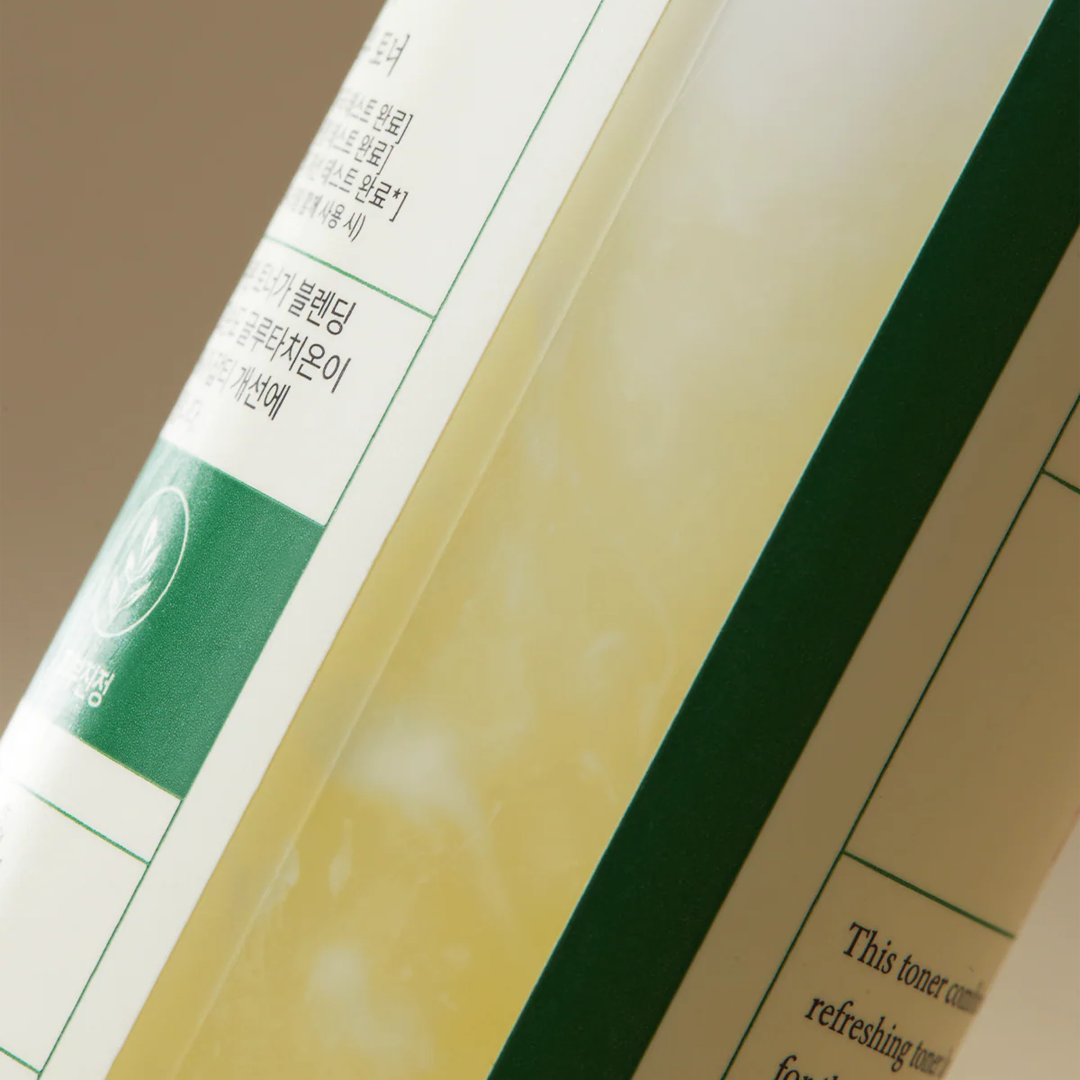 Dark Spot Correcting Glow Toner