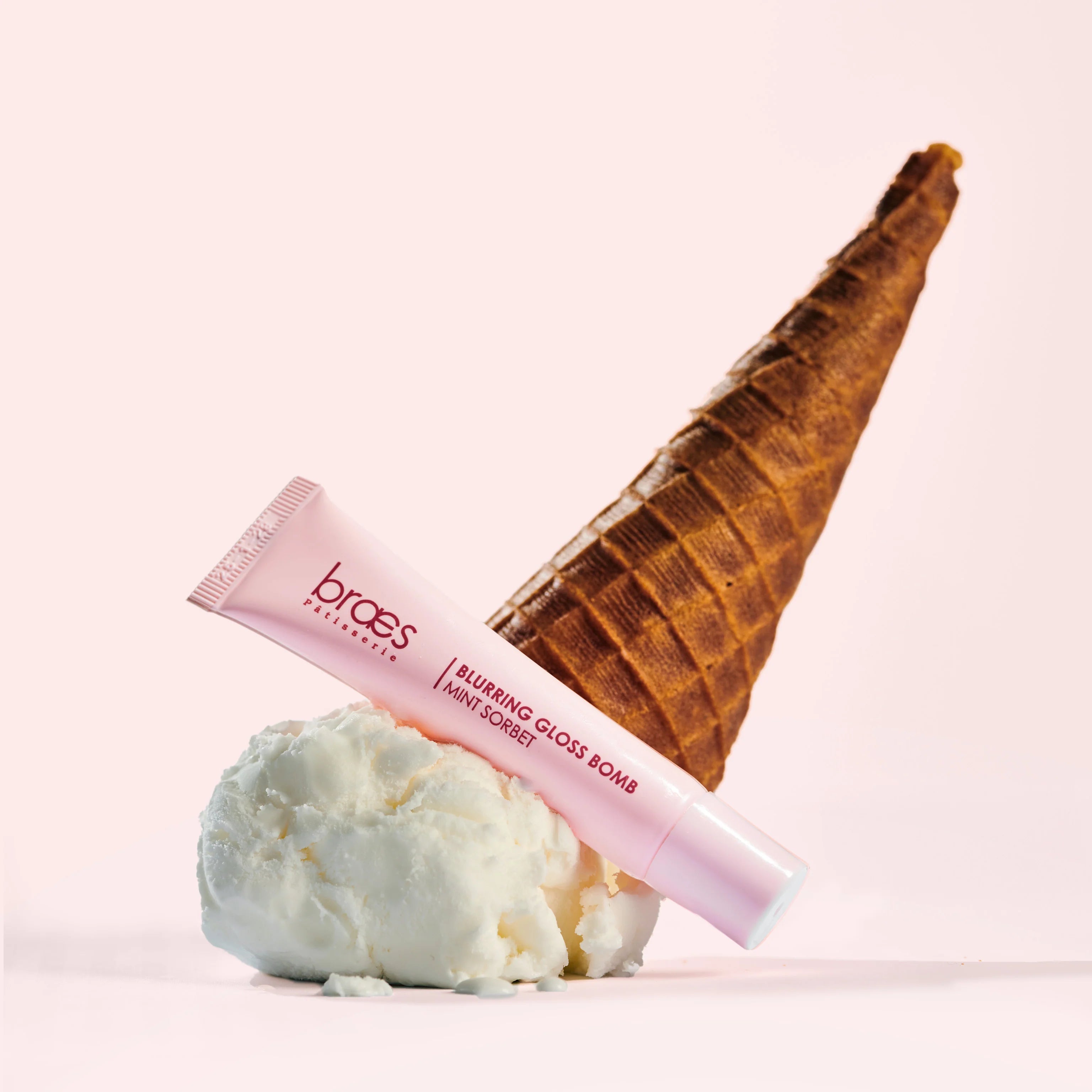 Blurring Gloss Bomb