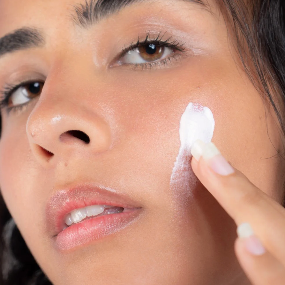 صن سكرين چل بالهيالورونيك +SPF 50